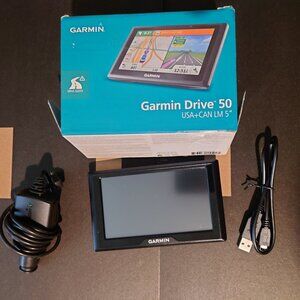 Garmin Drive 50 5" GPS Navigation lifetime maps traffic updates